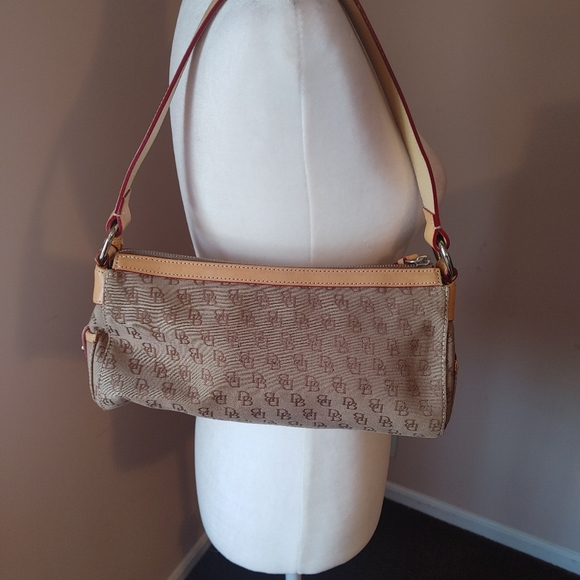 Coach Bag - Picture 5 of 7